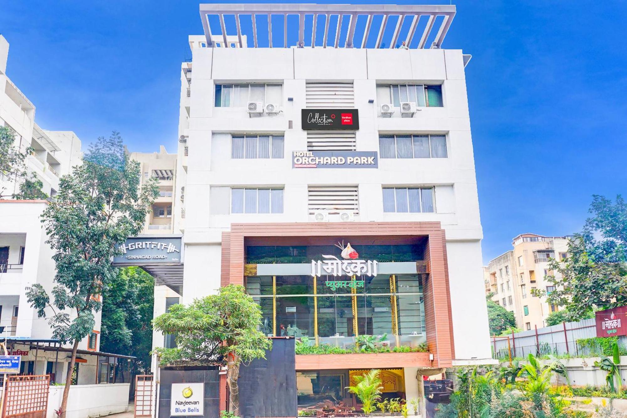 Super Collection O Vardhan Plaza Yerandwane Buitenkant foto